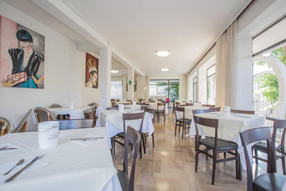 Hotel Hollywood Riccione Eksteriør bilde